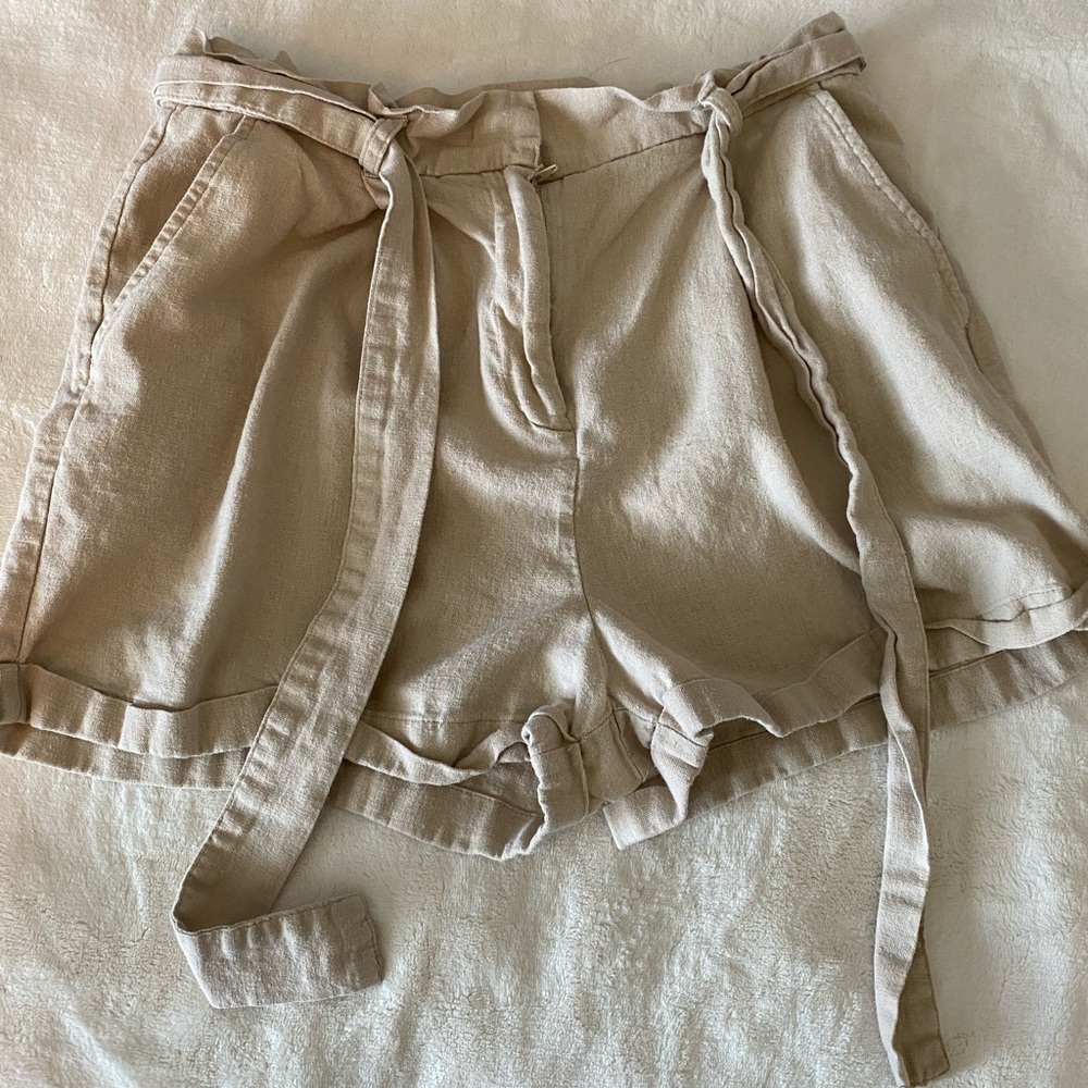 Forever 21 high waist khaki shorts